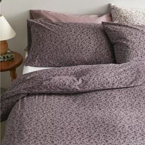 Urban Outfitters Clarissa Vine Floral Twilight Duvet Cover Queen